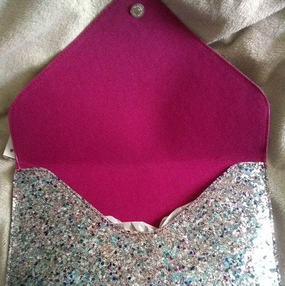 🌟Glitter Envelope Clutch 🌟 - Picture 3 of 6